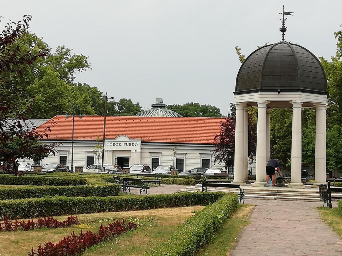 Céhmesterek apartman Eger Esterno foto