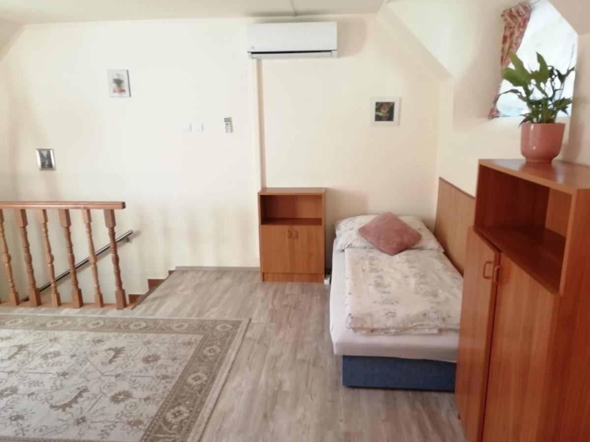 Céhmesterek apartman Eger Esterno foto