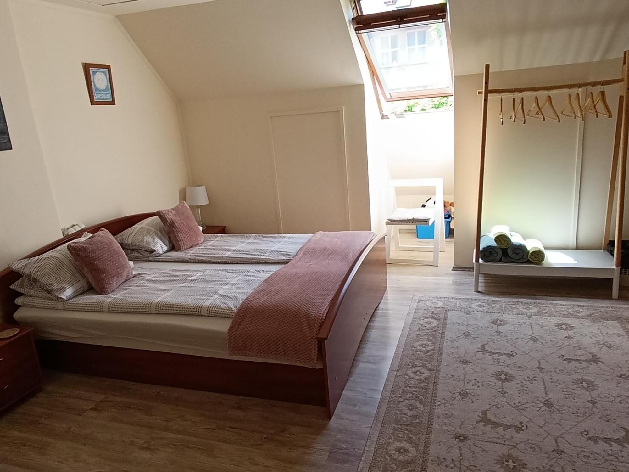 Céhmesterek apartman Eger Esterno foto