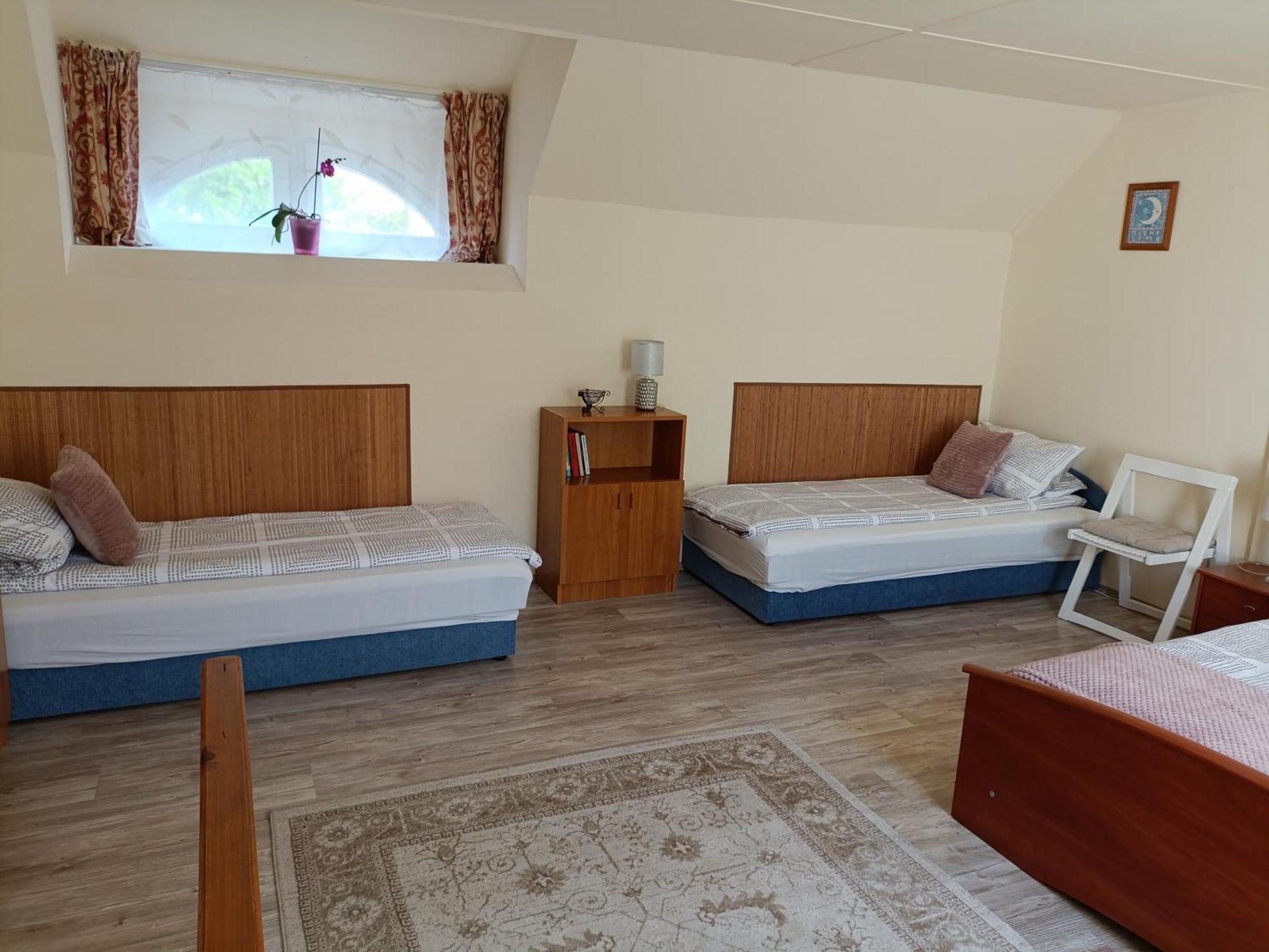 Céhmesterek apartman Eger Esterno foto
